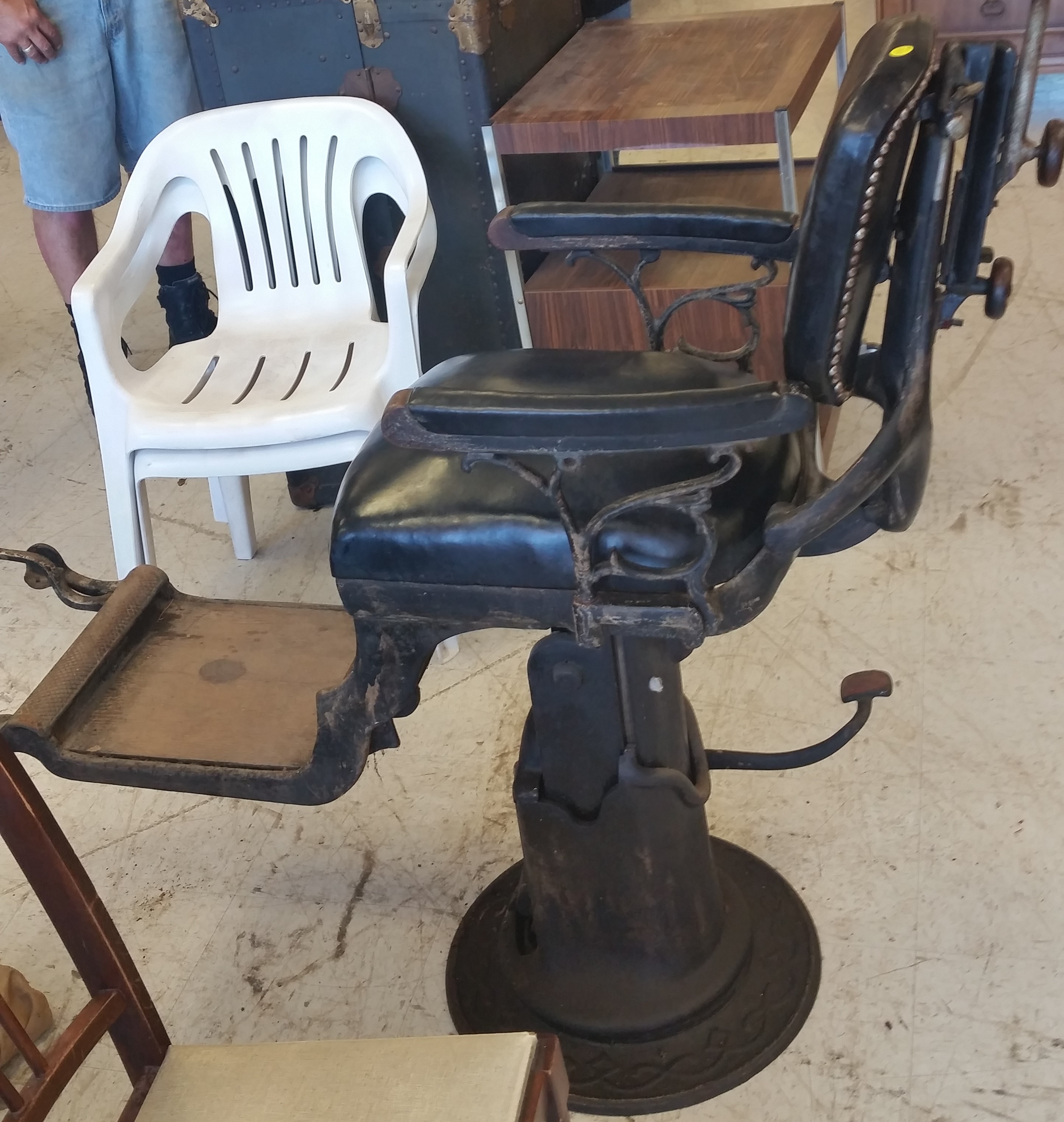 Antique Medical Optometrist Chair w. accessories. InstAppraisal